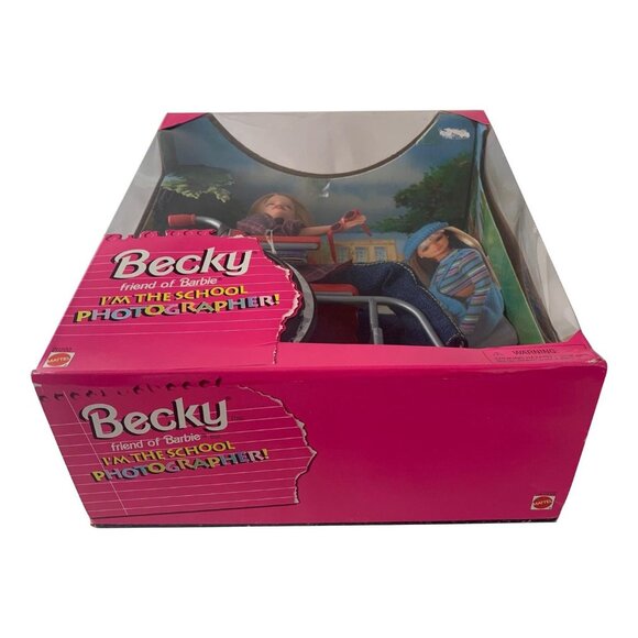1998 Becky Friend of Barbie Doll #20202 School Photographer with Wheelchair NIB - Picture 5 of 6